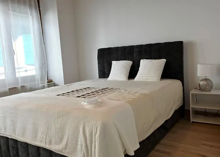Appartement Confortable En Centre Montreux
